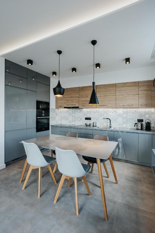 Ferienwohnung Sky Mountain View Free Parking Krakau Exterior foto