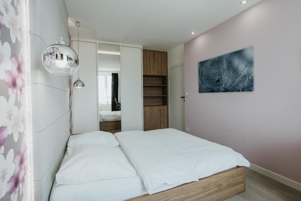 Ferienwohnung Sky Mountain View Free Parking Krakau Exterior foto